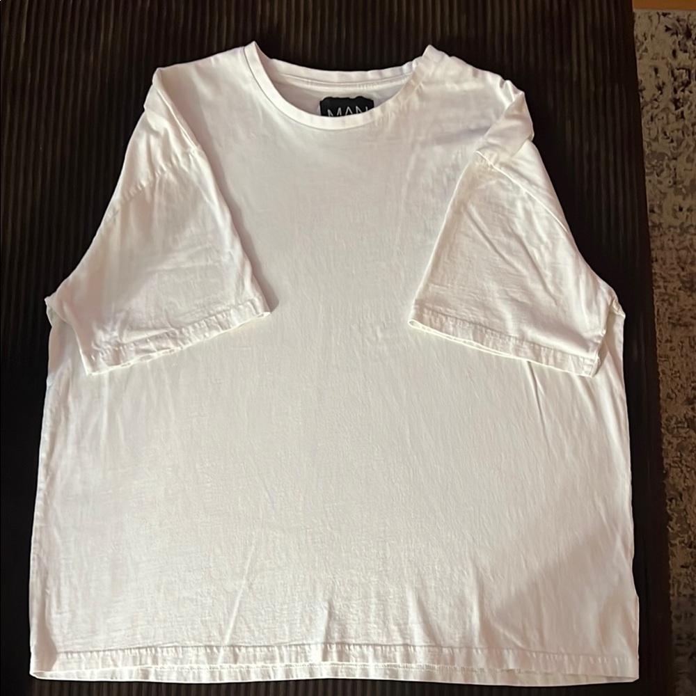 Boohoo MAN White Mens T-Shirt
